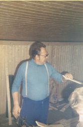 1974 - Birner Herbert bei Sportheimrenovierung